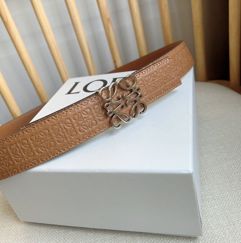 L0ew* belts